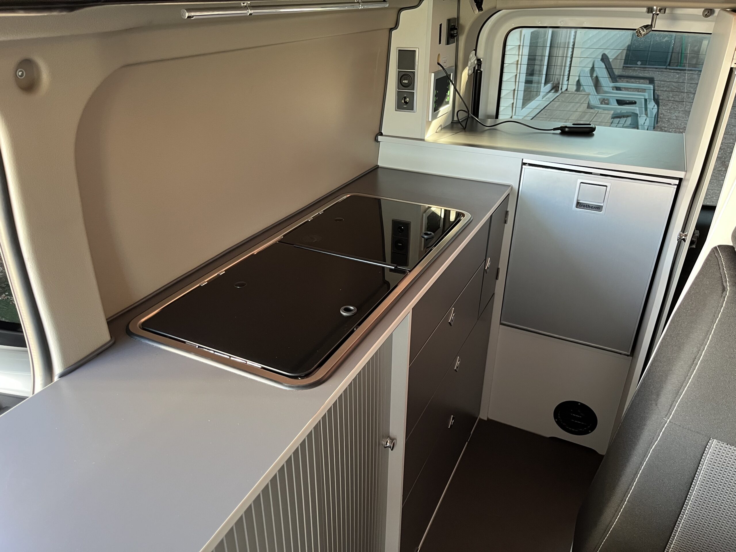 FONT VENDÔME AUTO CAMP XL – Image 4